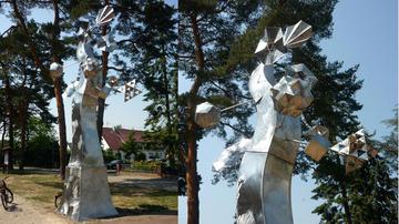 Kinetische Baumplastik