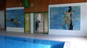 Schwimmerin und Schwimmer