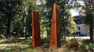 VIERZIG TONNEN EISEN ZERRISSEN